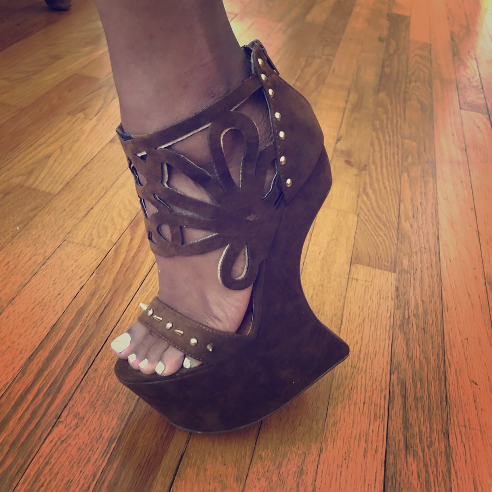 Heel-less Heels